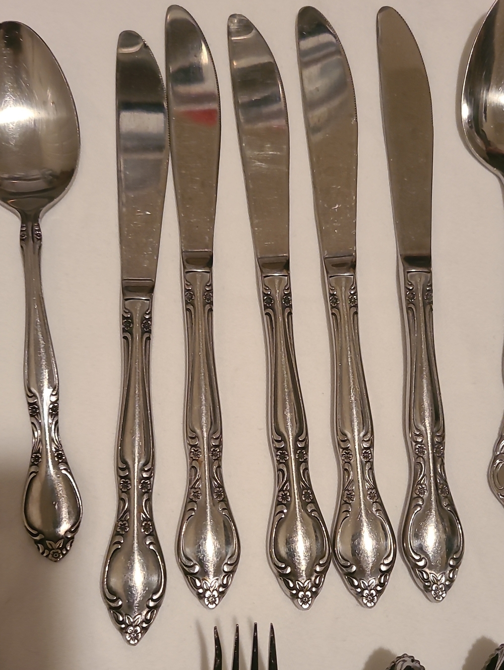 Vintage Imperial Stainless Korea Flatware 42 Pc Fleurette Pattern Floral Fork